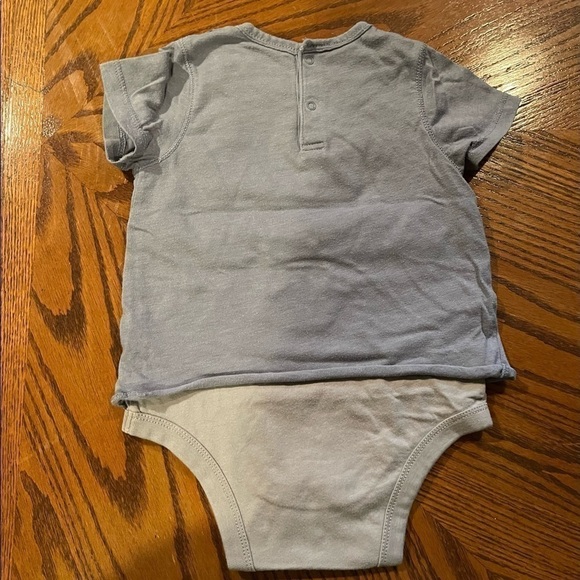 GAP Baby Cotton Boys Onesies with Unique Graphics 18-24 Month - Picture 2 of 3
